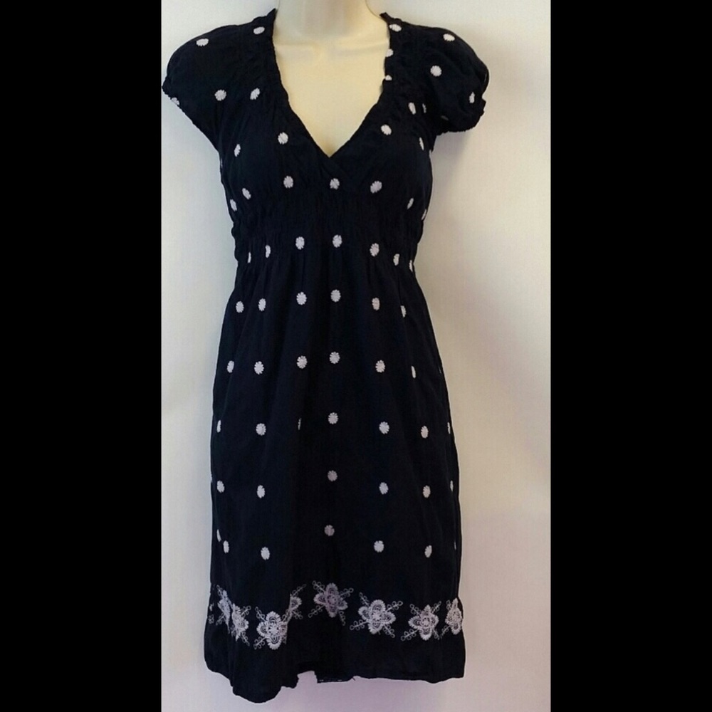 Cute options embroidered floral black dress, size medium